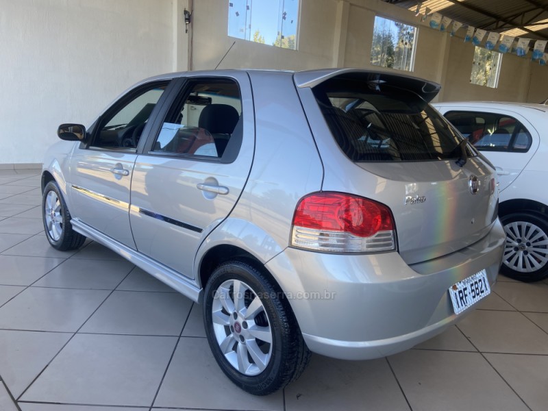 PALIO 1.6 MPI ESSENCE 16V FLEX 4P MANUAL - 2011 - NOVA PRATA