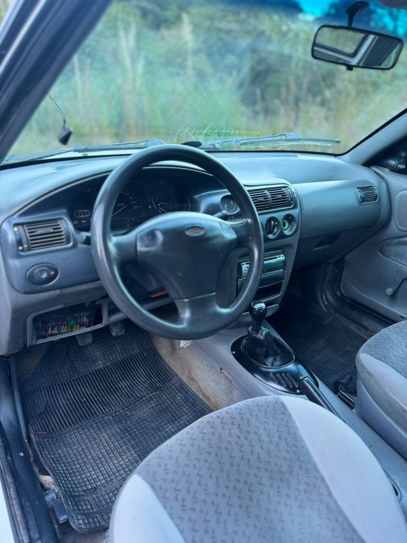 ESCORT 1.8 I GL 16V GASOLINA 4P MANUAL - 1999 - BENTO GONçALVES