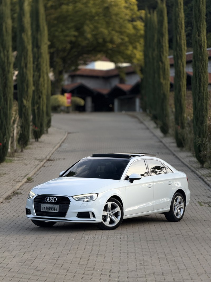 A3 2.0 TFSI SEDAN AMBITION 16V GASOLINA 4P S-TRONIC - 2018 - CAXIAS DO SUL