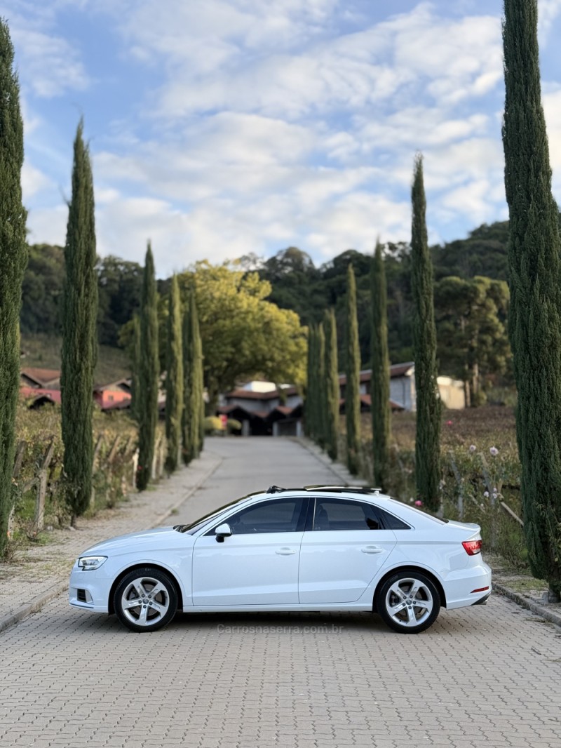 A3 2.0 TFSI SEDAN AMBITION 16V GASOLINA 4P S-TRONIC - 2018 - CAXIAS DO SUL