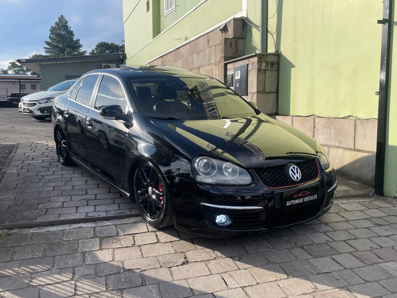 JETTA 2.5 I 20V 170CV GASOLINA 4P TIPTRONIC - 2009 - CAXIAS DO SUL
