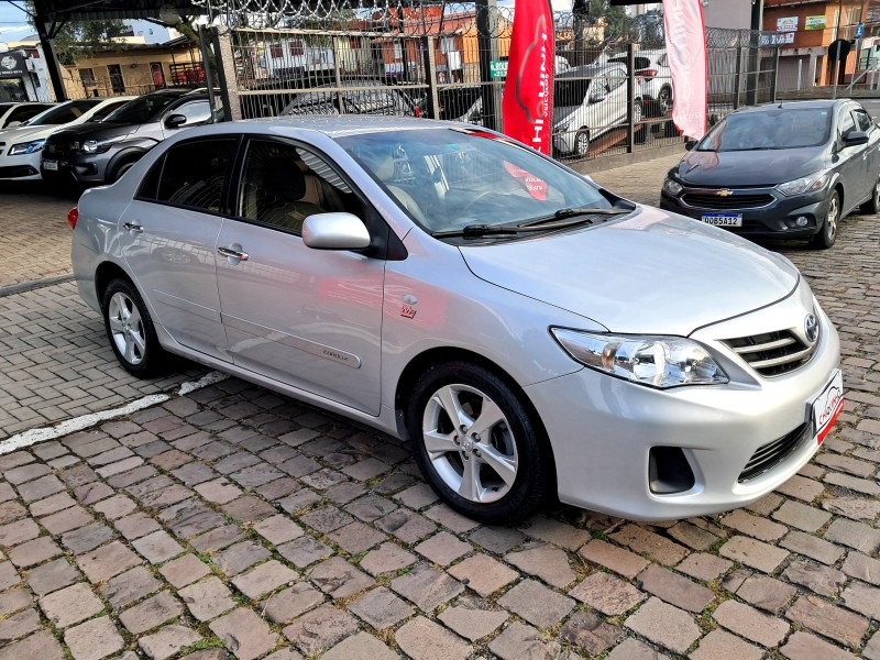 COROLLA 1.8 GLI 16V FLEX 4P AUTOMÁTICO - 2014 - CAXIAS DO SUL
