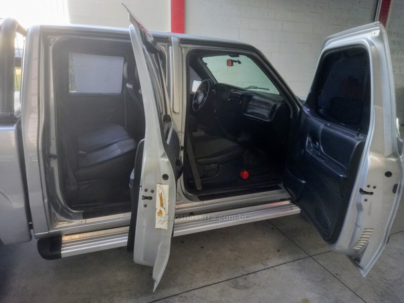 RANGER 3.0 XL 4X4 CD TURBO ELECTRONIC DIESEL 4P MANUAL - 2011 - CAXIAS DO SUL