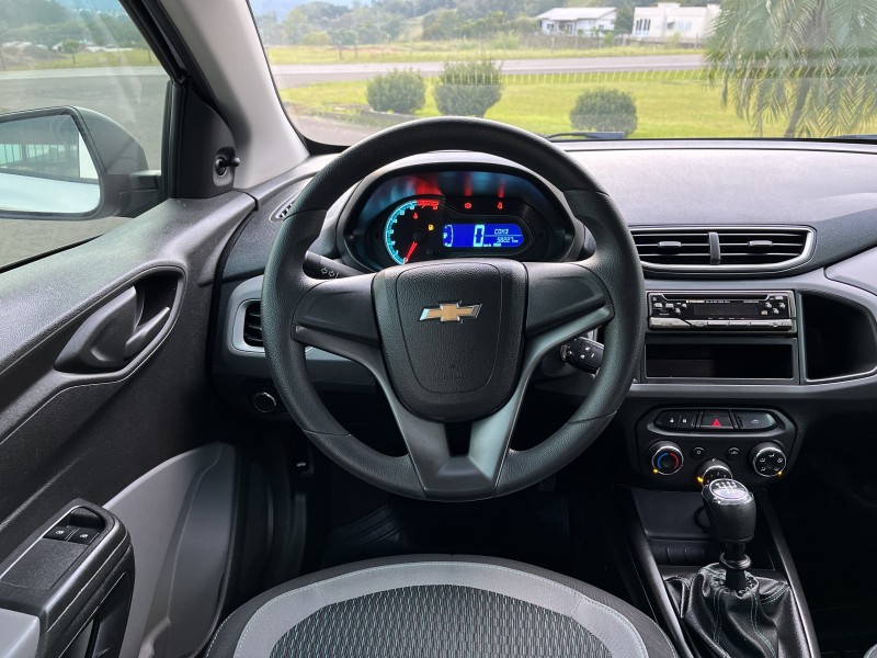 ONIX 1.0 JOY 8V FLEX 4P MANUAL - 2015 - BOM PRINCíPIO