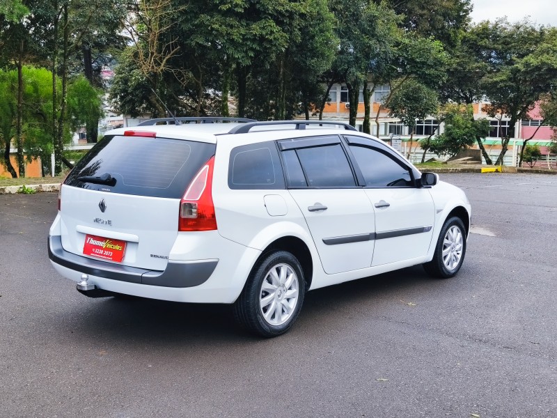 MÉGANE 1.6 EXPRESSION GRAND TOUR 16V FLEX 4P MANUAL - 2011 - CAXIAS DO SUL