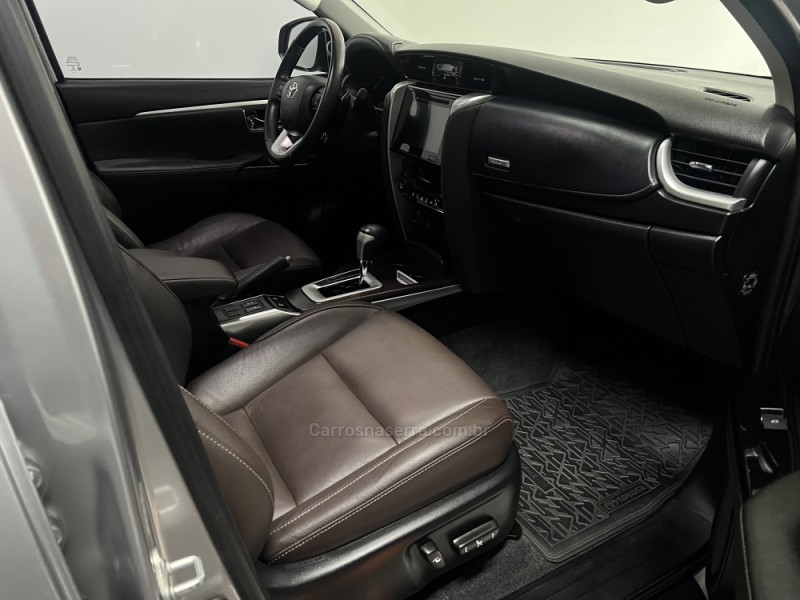 HILUX SW4 2.8 SRX 4X4 16V TURBO INTERCOOLER DIESEL 4P AUTOMÁTICO - 2019 - BENTO GONçALVES