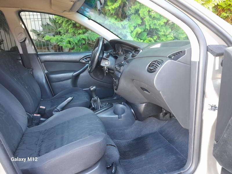 FOCUS 1.6 GL 16V FLEX 4P MANUAL - 2008 - FARROUPILHA