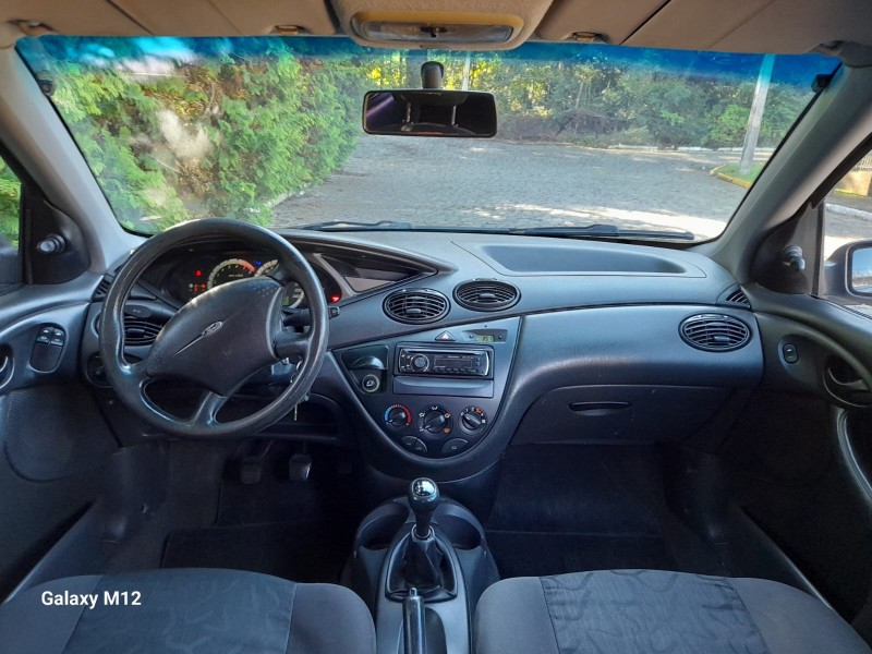 FOCUS 1.6 GL 16V FLEX 4P MANUAL - 2008 - FARROUPILHA