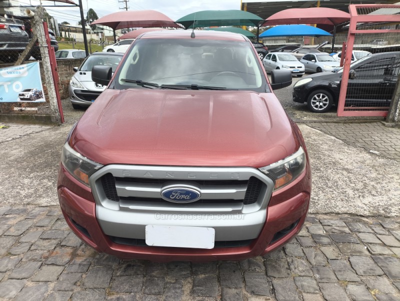 RANGER 2.2 XL 4X4 CD 16V DIESEL 4P MANUAL - 2017 - FARROUPILHA
