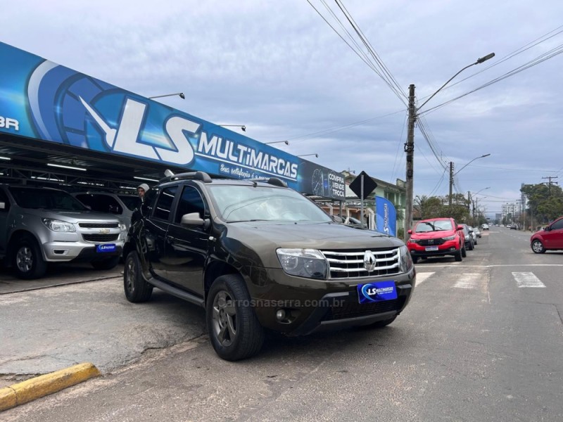 DUSTER 2.0 DYNAMIQUE 4X2 16V FLEX 4P AUTOMÁTICO - 2015 - VENâNCIO AIRES