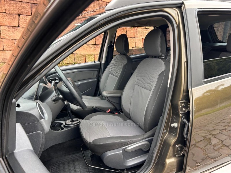 DUSTER 2.0 DYNAMIQUE 4X2 16V FLEX 4P AUTOMÁTICO - 2015 - VENâNCIO AIRES