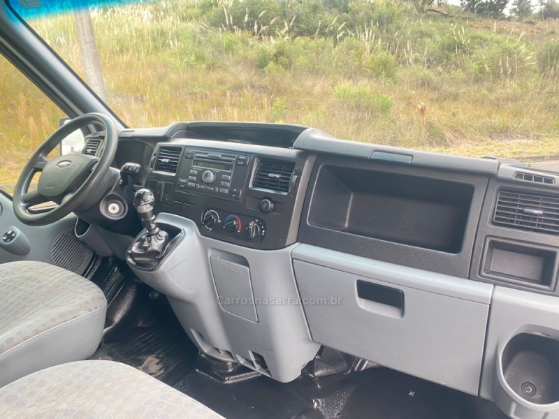 TRANSIT 2.4 FURGÃO CURTO TURBO DIESEL 3P MANUAL - 2011 - FLORES DA CUNHA