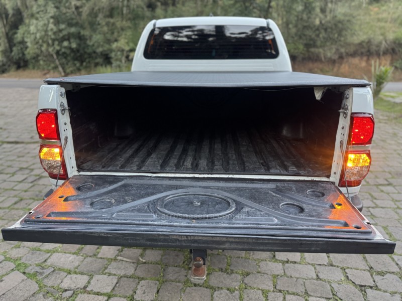HILUX 3.0 SRV 4X4 CD 16V TURBO INTERCOOLER DIESEL 4P AUTOMÁTICO - 2014 - GRAMADO