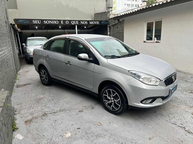 GRAND SIENA 1.0 ATTRACTIVE 8V FLEX 4P MANUAL - 2018 - CAXIAS DO SUL