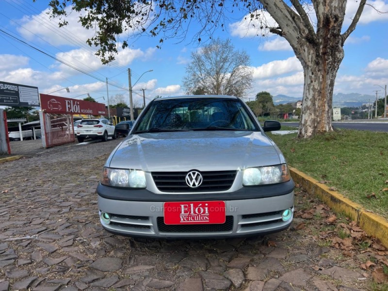 GOL 1.6 MI POWER 8V FLEX 4P MANUAL - 2004 - DOIS IRMãOS