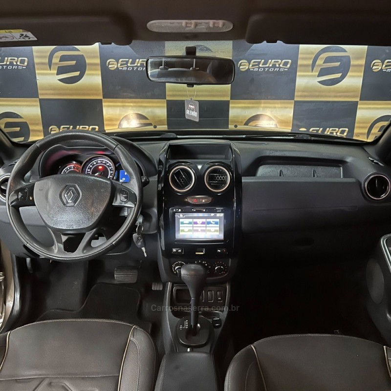 DUSTER 2.0 DYNAMIQUE 4X2 16V FLEX 4P AUTOMÁTICO - 2015 - PORTãO