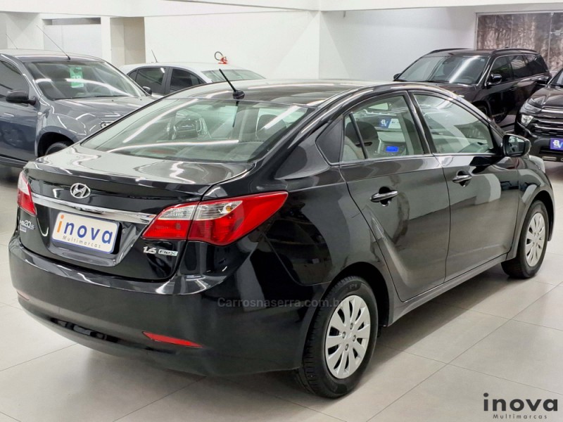 HB20S 1.6 COMFORT PLUS 16V FLEX 4P MANUAL - 2014 - NOVO HAMBURGO