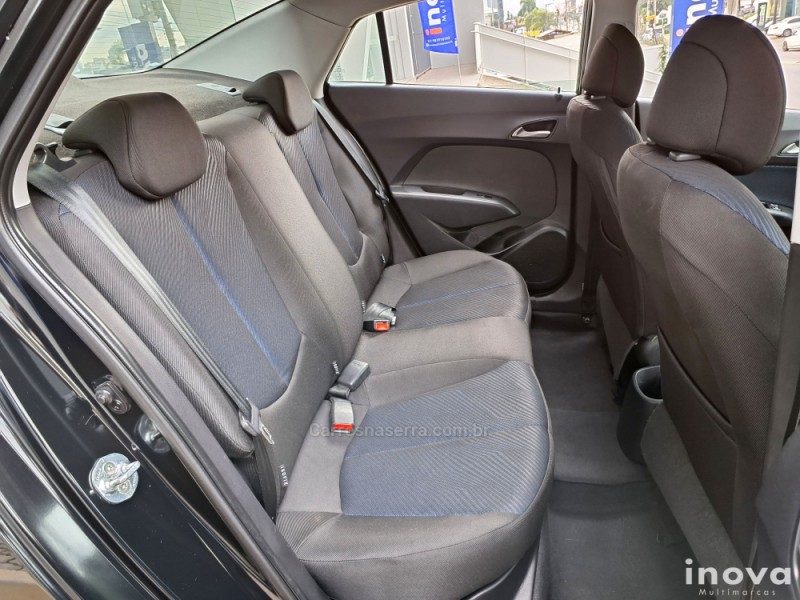 HB20S 1.6 COMFORT PLUS 16V FLEX 4P MANUAL - 2014 - NOVO HAMBURGO