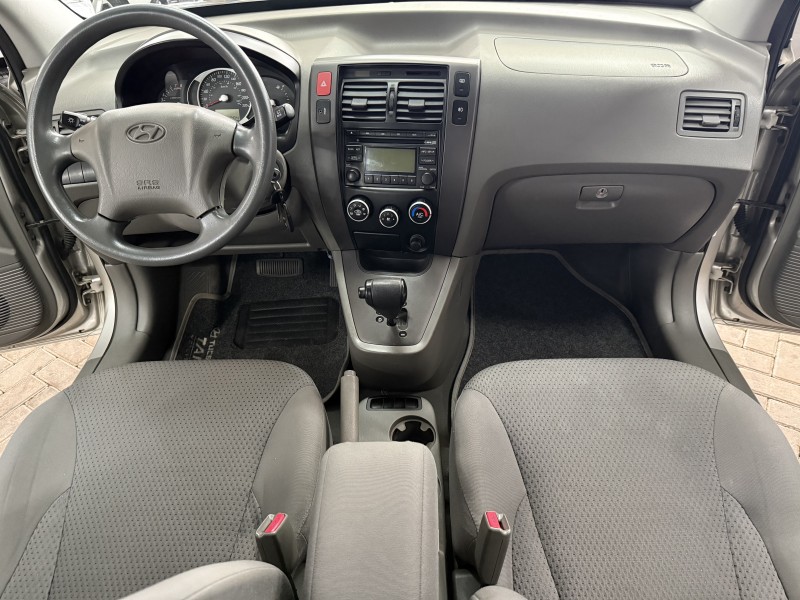 TUCSON 2.0 MPFI GLS 16V 143CV 2WD GASOLINA 4P AUTOMÁTICO - 2009 - CAXIAS DO SUL