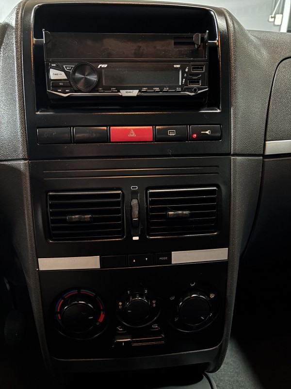 IDEA 1.4 MPI FIRE ELX 8V FLEX 4P MANUAL - 2006 - CAXIAS DO SUL