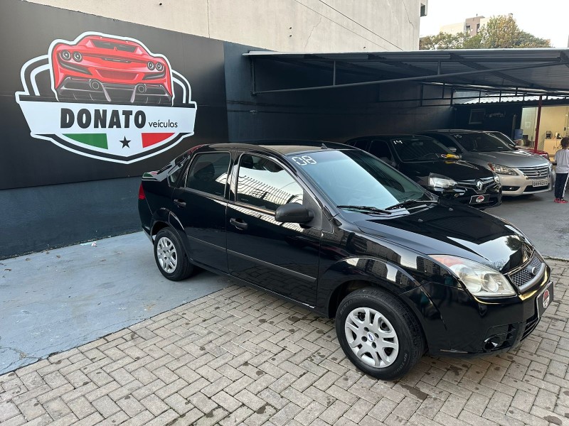 fiesta 1.0 rocam sedan 8v flex 4p manual 2008 caxias do sul