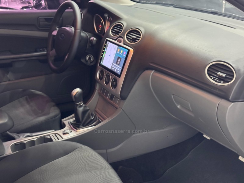 FOCUS 1.6 GLX 16V FLEX 4P MANUAL - 2011 - ESTâNCIA VELHA
