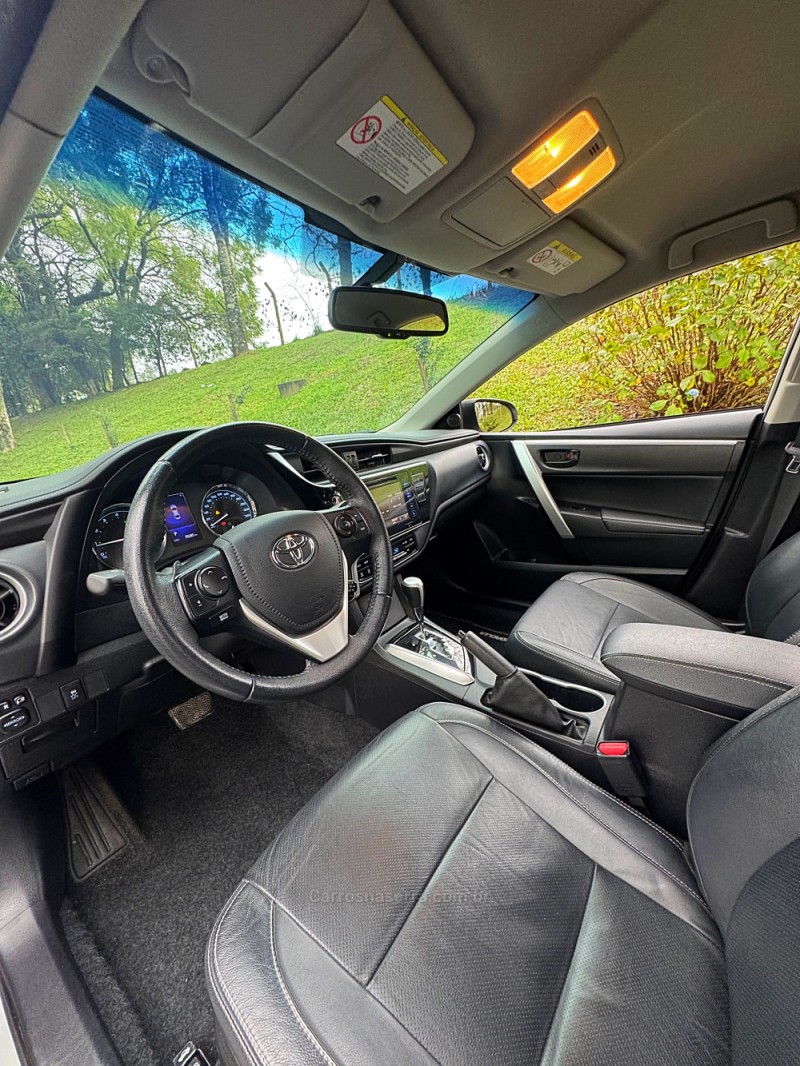 COROLLA 2.0 XEI 16V FLEX 4P AUTOMÁTICO - 2019 - PASSO FUNDO