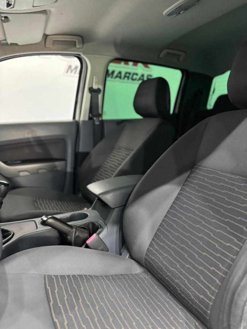 RANGER 2.5 XLS 4X2 CD 16V FLEX 4P MANUAL - 2014 - ESTâNCIA VELHA