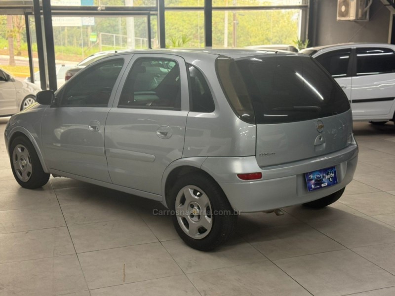 CORSA 1.4 MPFI MAXX 8V FLEX 4P MANUAL - 2009 - CAMPO BOM