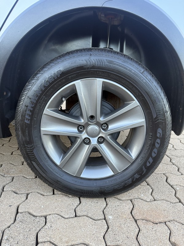 CROSSFOX 1.6 MI FLEX 8V 4P MANUAL - 2012 - ARROIO DO MEIO