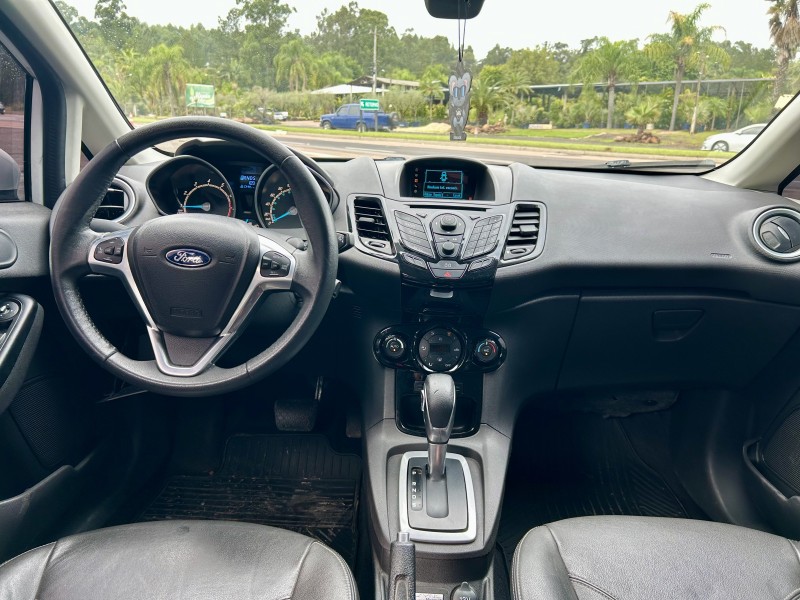 FIESTA 1.6 TITANIUM HATCH 16V FLEX 4P AUTOMÁTICO - 2015 - SãO SEBASTIãO DO CAí