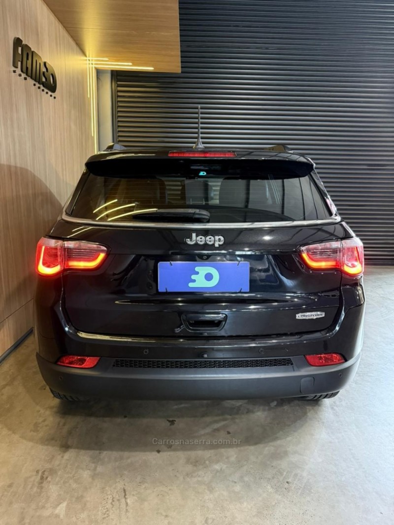 COMPASS 2.0 16V FLEX LONGITUDE AUTOMÁTICO - 2019 - LAJEADO