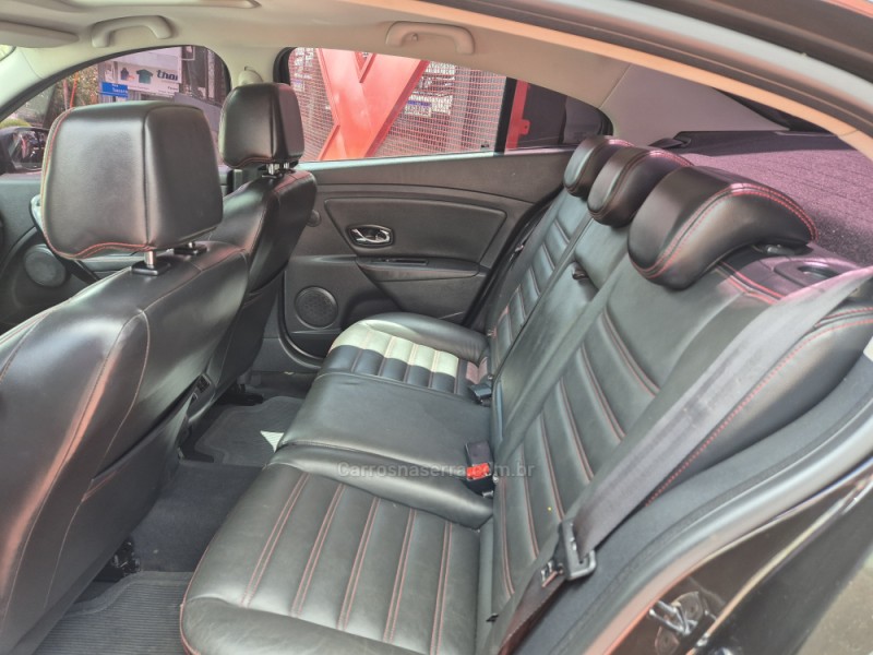 FLUENCE 2.0 GT LINE 16V FLEX 4P AUTOMÁTICO - 2016 - FARROUPILHA