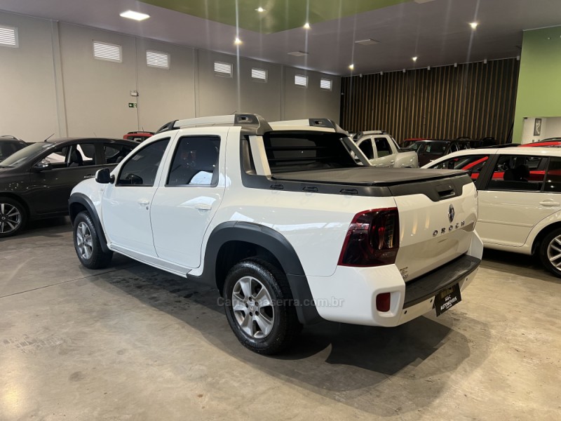 OROCH 1.6 16V DYNAMIQUE FLEX 4P MANUAL - 2017 - CAXIAS DO SUL