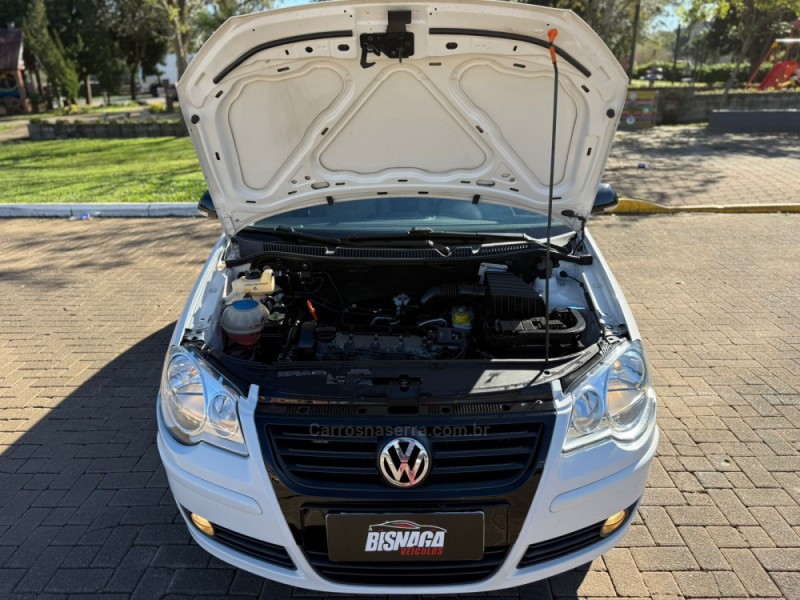 POLO 1.6 MI 8V FLEX 4P MANUAL - 2012 - BROCHIER