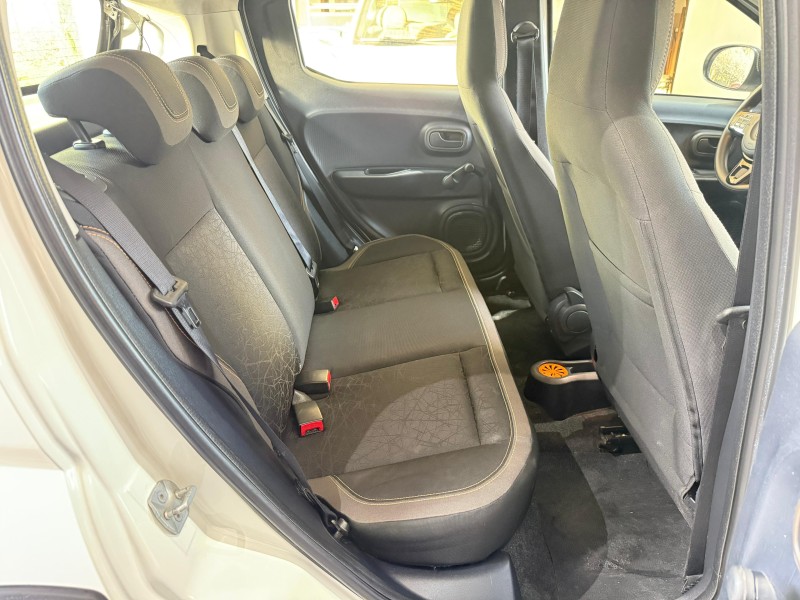 MOBI 1.0 TREKKING 8V FLEX 4P MANUAL - 2024 - FARROUPILHA