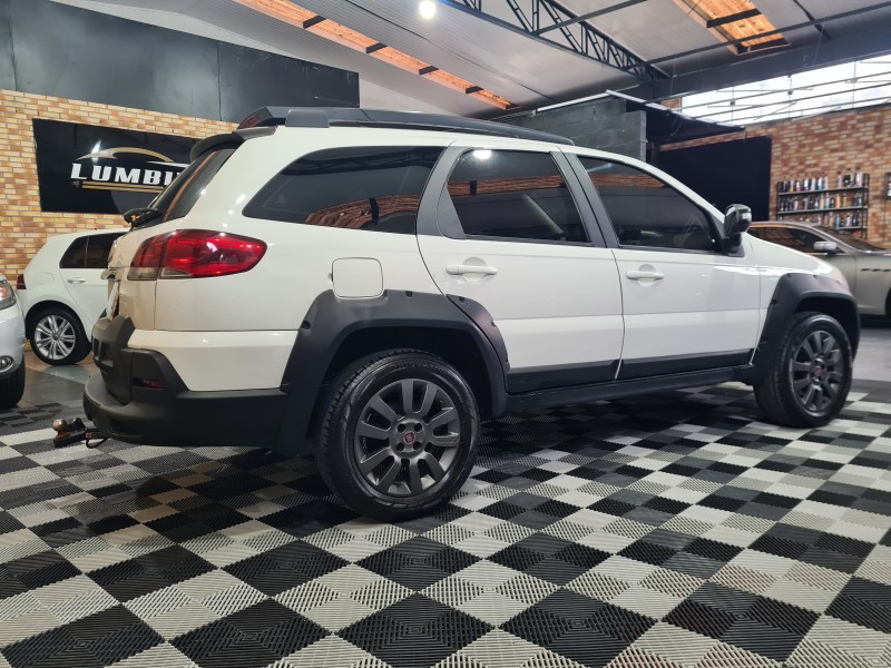 PALIO 1.8 MPI ADVENTURE WEEKEND 8V FLEX 4P MANUAL - 2019 - FARROUPILHA