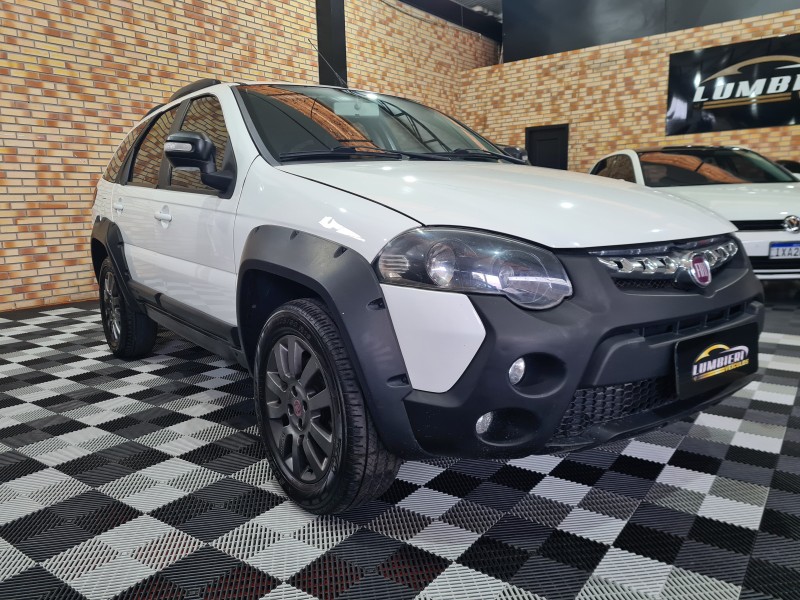 PALIO 1.8 MPI ADVENTURE WEEKEND 8V FLEX 4P MANUAL - 2019 - FARROUPILHA