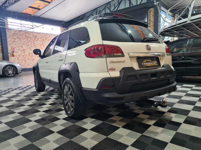 PALIO 1.8 MPI ADVENTURE WEEKEND 8V FLEX 4P MANUAL - 2019 - FARROUPILHA