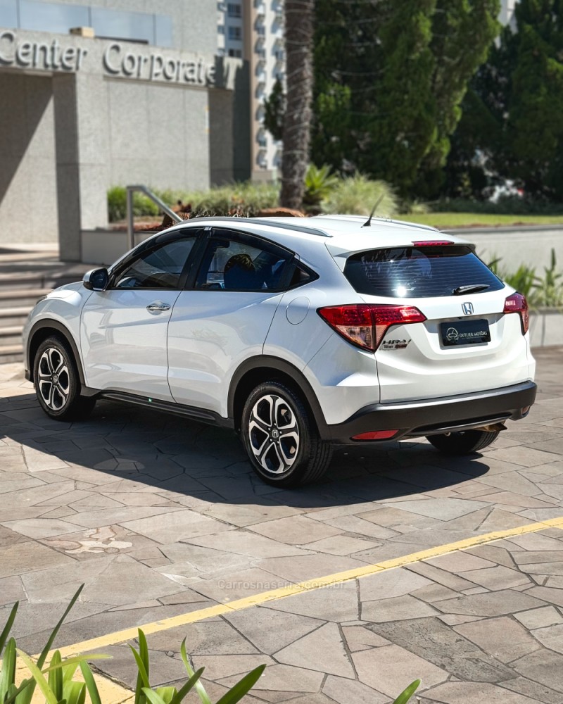 HR-V 1.8 16V FLEX LX 4P AUTOMÁTICO - 2017 - NOVO HAMBURGO