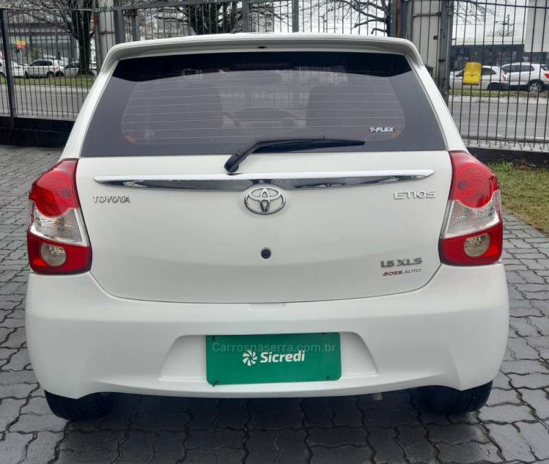 ETIOS 1.5 XLS 16V FLEX 4P MANUAL - 2013 - CAXIAS DO SUL
