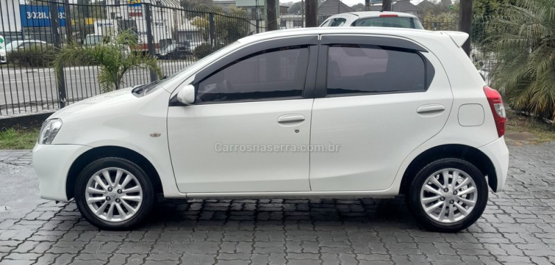 ETIOS 1.5 XLS 16V FLEX 4P MANUAL - 2013 - CAXIAS DO SUL