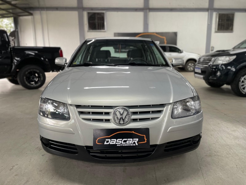 GOL 1.6 MI POWER 8V FLEX 4P MANUAL G.IV - 2008 - BOM PRINCíPIO