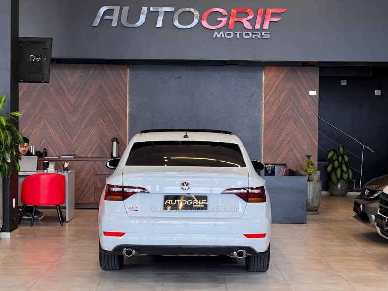 JETTA 2.0 16V TSI GLI 350 GASOLINA 4P AUTOMÁTICO - 2019 - CAMPO BOM
