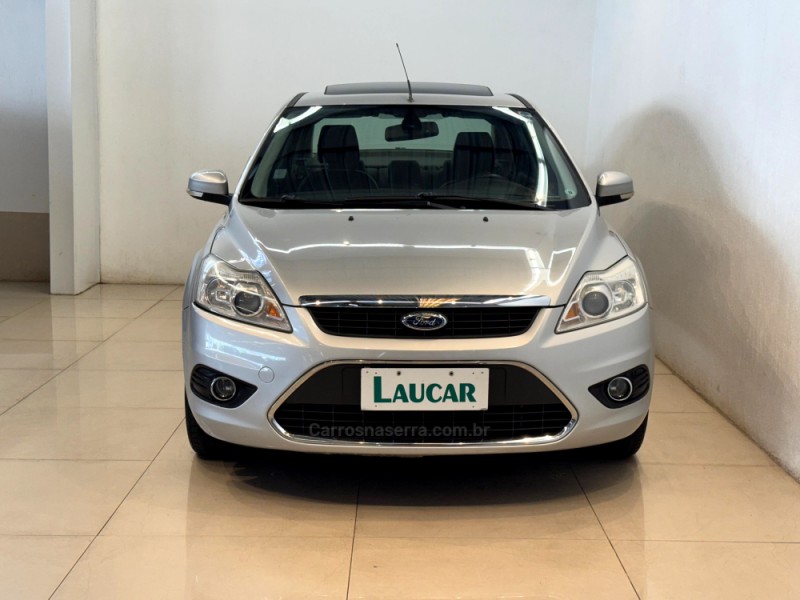 FOCUS 2.0 TITANIUM 16V FLEX 4P AUTOMÁTICO - 2011 - CASCA