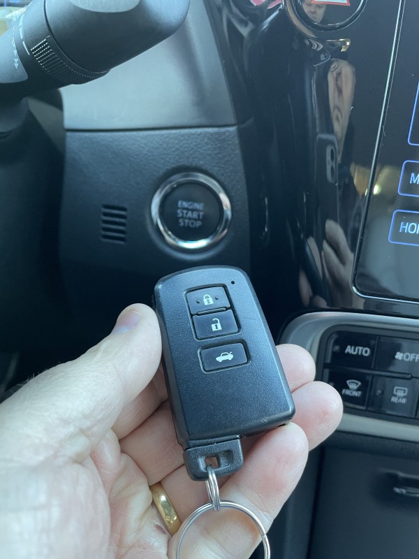 COROLLA 2.0 XEI 16V FLEX 4P AUTOMÁTICO - 2018 - CAXIAS DO SUL
