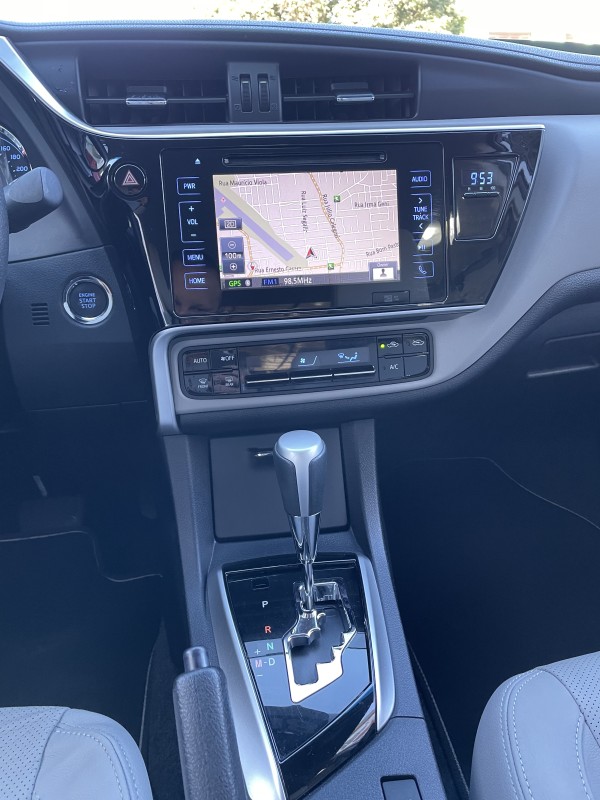 COROLLA 2.0 XEI 16V FLEX 4P AUTOMÁTICO - 2018 - CAXIAS DO SUL