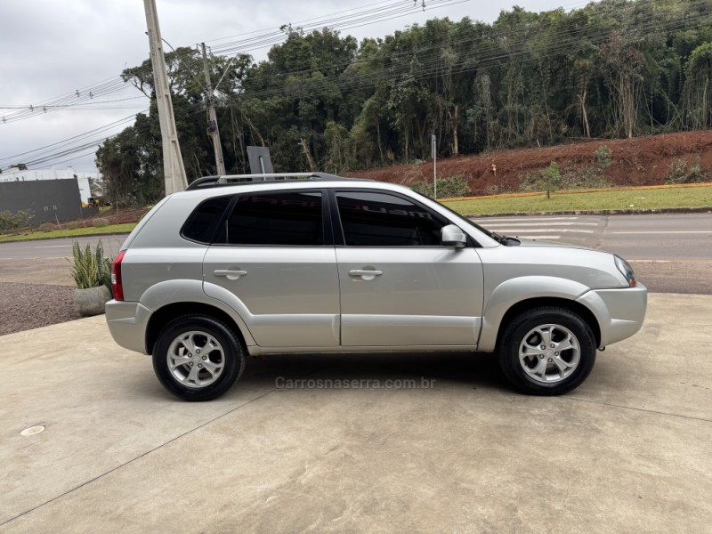 TUCSON 2.0 MPFI GLS TOP 16V 143CV 2WD FLEX 4P AUTOMÁTICO - 2013 - LAJEADO