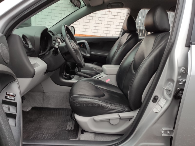 RAV4 2.4 4X2 16V GASOLINA 4P AUTOMÁTICO - 2011 - VENâNCIO AIRES