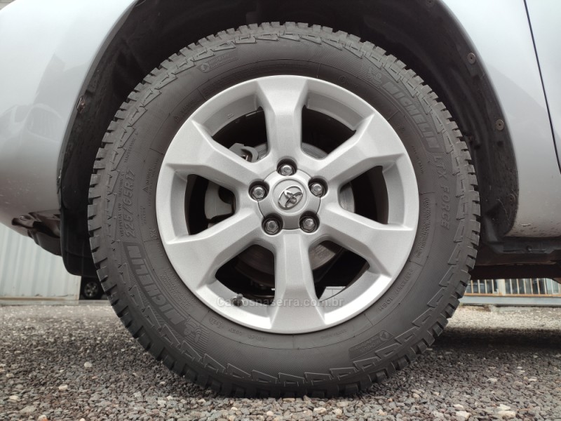 RAV4 2.4 4X2 16V GASOLINA 4P AUTOMÁTICO - 2011 - VENâNCIO AIRES